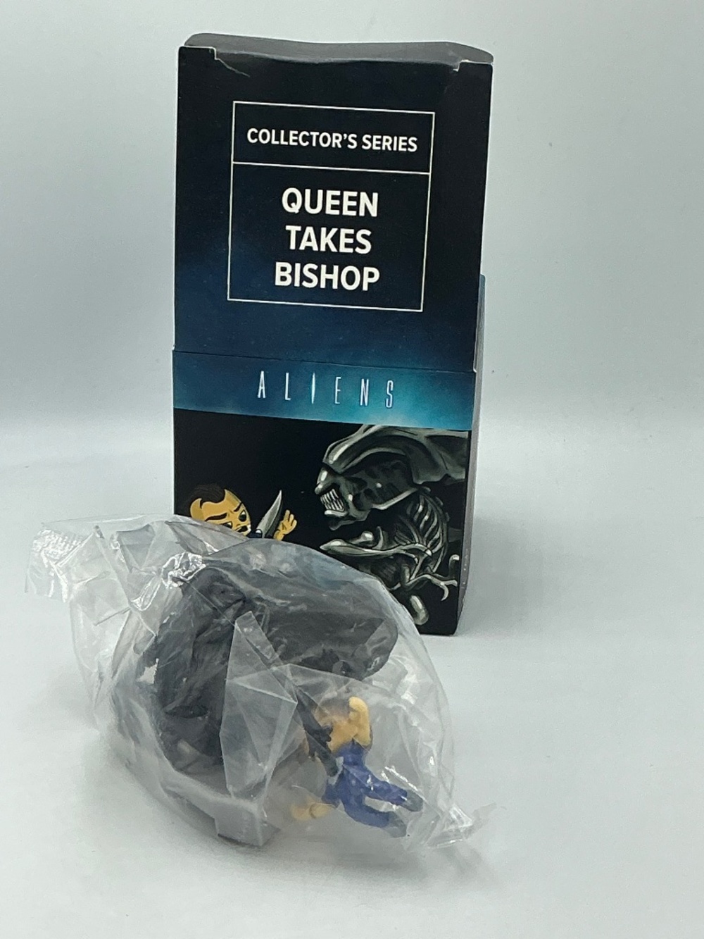 Loot Crate Aliens Collector’s Series Queen Takes Bishop Plastic Figure